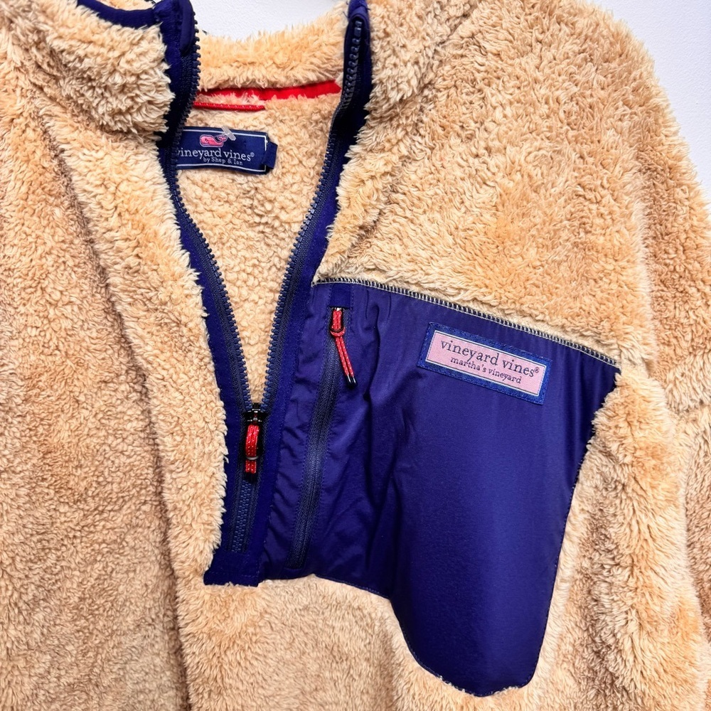 Vineyard Vines Camel Sherpa Pullover with Navy Pocket - Picture 4 of 6